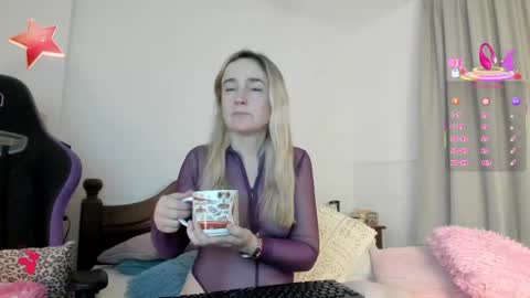 Snapshot of sweetnina_wet chatting on May 11, 2026, 8:50 pm Sweetnina online show from May 11, 2026, 8:50 pm