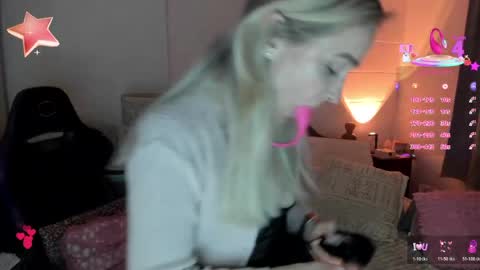 Snapshot of sweetnina_wet chatting on May 20, 2026, 9:32 pm Sweetnina online show from May 20, 2026, 9:32 pm