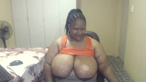 Snapshot of sweetnoziexxx chatting on January 15, 2026, 5:12 am sweetnoziexxx online show from January 15, 2026, 5:12 am