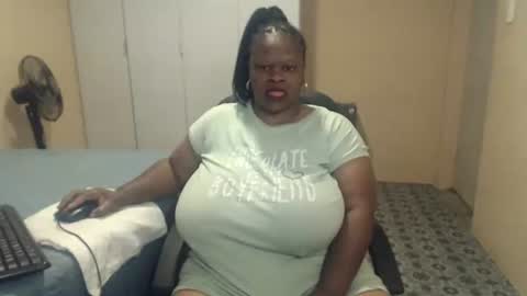 Snapshot of sweetnoziexxx chatting on February 13, 2026, 6:20 am sweetnoziexxx online show from February 13, 2026, 6:20 am