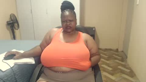 Snapshot of sweetnoziexxx chatting on February 15, 2026, 6:54 am sweetnoziexxx online show from February 15, 2026, 6:54 am