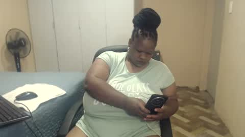 Snapshot of sweetnoziexxx chatting on February 15, 2026, 6:15 pm sweetnoziexxx online show from February 15, 2026, 6:15 pm