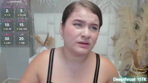 Snapshot of sweetpervert__ chatting on January 9, 2025, 4:17 pm MIA online show from January 9, 2025, 4:17 pm