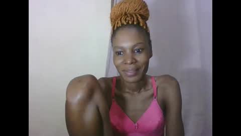 Snapshot of sweetpetite254 chatting on February 23, 2026, 1:36 am ESTHER online show from February 23, 2026, 1:36 am