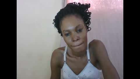 Snapshot of sweetpetite254 chatting on March 20, 2026, 7:35 am ESTHER online show from March 20, 2026, 7:35 am