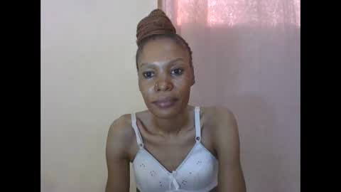 Snapshot of sweetpetite254 chatting on April 7, 2026, 2:28 pm ESTHER online show from April 7, 2026, 2:28 pm