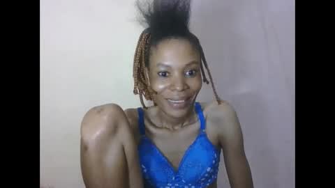 Snapshot of sweetpetite254 chatting on May 1, 2026, 1:43 am ESTHER online show from May 1, 2026, 1:43 am