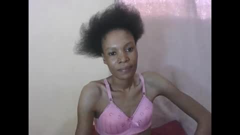 Snapshot of sweetpetite254 chatting on May 1, 2026, 2:10 pm ESTHER online show from May 1, 2026, 2:10 pm