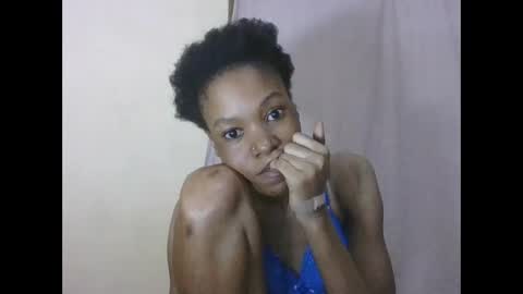 Snapshot of sweetpetite254 chatting on May 3, 2026, 1:22 am ESTHER online show from May 3, 2026, 1:22 am