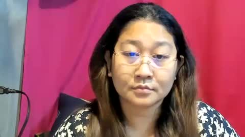 Snapshot of sweetpilipina88 chatting on January 29, 2025, 12:56 pm MIA online show from January 29, 2025, 12:56 pm