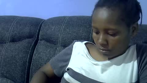 Snapshot of sweetqueen20 chatting on October 23, 2025, 4:12 am queen online show from October 23, 2025, 4:12 am