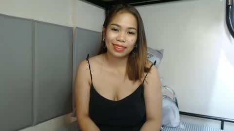 Snapshot of sweetraffy18 chatting on April 10, 2026, 10:58 pm Raffy online show from April 10, 2026, 10:58 pm