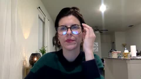 Snapshot of sweetriddance chatting on January 15, 2026, 2:05 am sweetriddance online show from January 15, 2026, 2:05 am