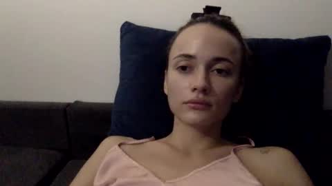 sweetsatalana online show from May 22, 2026, 12:29 am