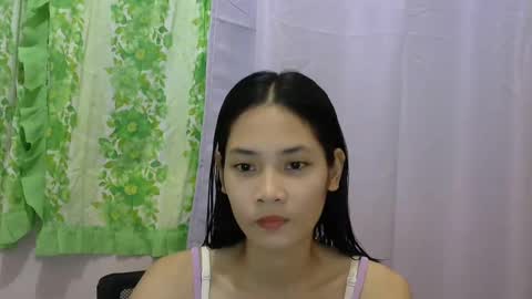 Mia online show from December 20, 2024, 4:09 am