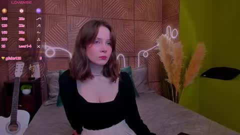 Snapshot of sweetshy_ chatting on October 3, 2025, 1:41 pm Alice online show from October 3, 2025, 1:41 pm