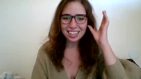 Snapshot of sweetsocalgirl chatting on February 27, 2025, 10:53 pm sweetsocalgirl online show from February 27, 2025, 10:53 pm