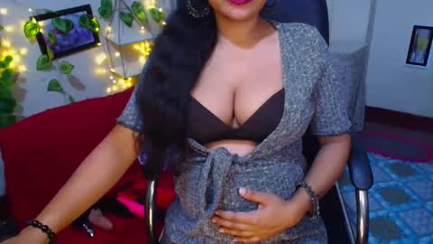 Snapshot of sweetsour18 chatting on December 19, 2025, 12:34 pm SweetSour online show from December 19, 2025, 12:34 pm