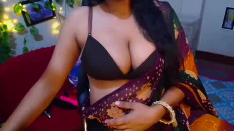 Snapshot of sweetsour18 chatting on December 22, 2025, 2:03 pm SweetSour online show from December 22, 2025, 2:03 pm