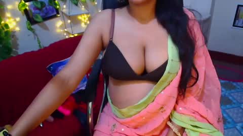 Snapshot of sweetsour18 chatting on December 23, 2025, 2:09 am SweetSour online show from December 23, 2025, 2:09 am