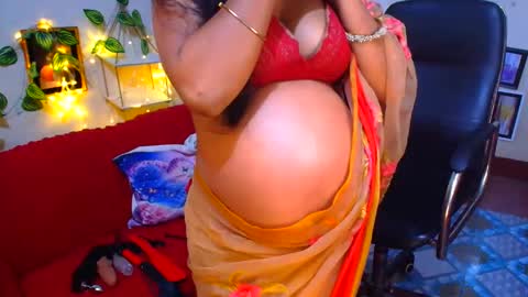 Snapshot of sweetsour18 chatting on February 9, 2026, 1:31 am SweetSour online show from February 9, 2026, 1:31 am