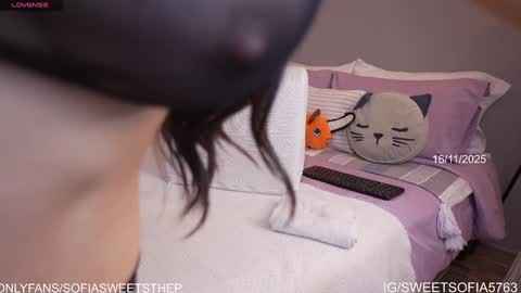 Sofia  online show from November 17, 2025, 3:45 am