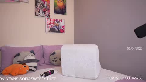 Sofia  online show from April 6, 2026, 2:42 am