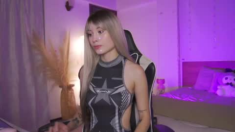 Snapshot of sweett_catt1 chatting on March 1, 2025, 3:21 am Cat independent model online show from March 1, 2025, 3:21 am