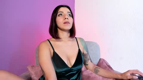 Snapshot of sweett_heartt_ chatting on December 28, 2024, 9:51 pm Lorena online show from December 28, 2024, 9:51 pm