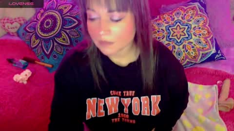 martina online show from February 10, 2025, 5:03 am