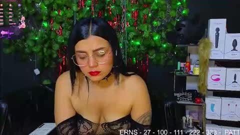 Snapshot of sweett_mollyy chatting on February 13, 2026, 11:23 pm Molly - INDEPENDENT MODEL online show from February 13, 2026, 11:23 pm