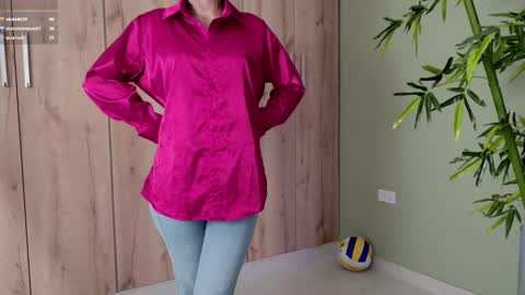    online show from February 17, 2025, 7:42 pm