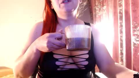 Snapshot of sweettanne chatting on May 30, 2026, 3:47 am SweettAnne online show from May 30, 2026, 3:47 am