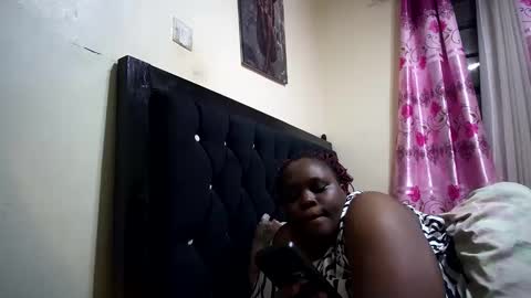 Snapshot of sweetthick_2 chatting on February 3, 2026, 9:53 pm PEACHES online show from February 3, 2026, 9:53 pm