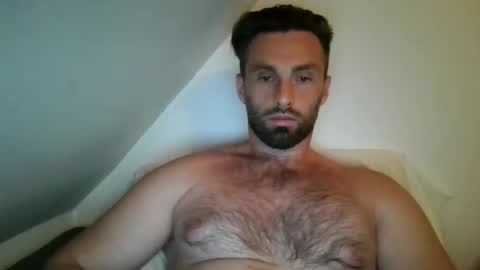 Tom online show from June 10, 2026, 11:46 pm