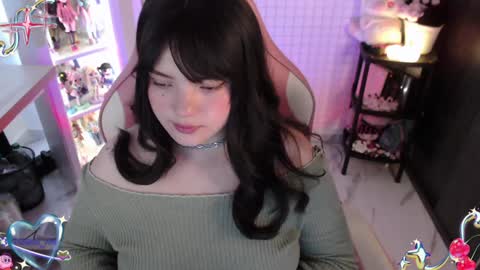 Snapshot of sweettoqui chatting on December 19, 2024, 9:17 pm Pau online show from December 19, 2024, 9:17 pm