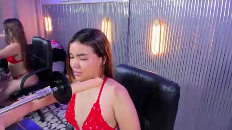 Snapshot of sweetty_emma chatting on July 14, 2026, 2:05 am Emma online show from July 14, 2026, 2:05 am