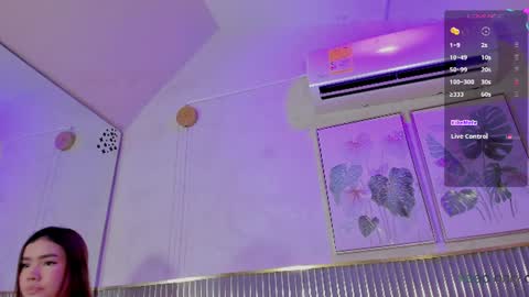 Snapshot of sweetty_emma chatting on August 4, 2026, 2:59 am Emma online show from August 4, 2026, 2:59 am