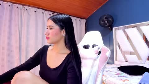 Snapshot of sweettyalondra chatting on March 2, 2025, 7:43 am ALONDRA online show from March 2, 2025, 7:43 am