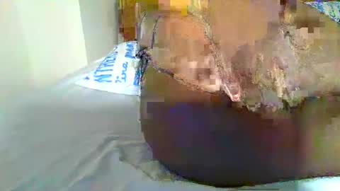 Snapshot of sweetvixen_ chatting on December 4, 2024, 3:04 am Cute vixen online show from December 4, 2024, 3:04 am