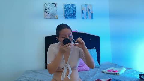 Snapshot of sweetx__mia chatting on May 11, 2026, 11:38 am Mia online show from May 11, 2026, 11:38 am