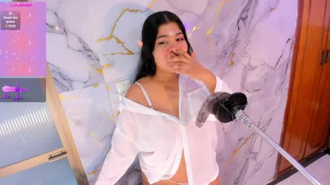 Snapshot of sweety_blowjob chatting on April 5, 2026, 12:02 pm LINA online show from April 5, 2026, 12:02 pm
