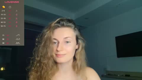 Snapshot of sweety_fruits chatting on October 17, 2025, 4:09 pm sweety_fruits online show from October 17, 2025, 4:09 pm