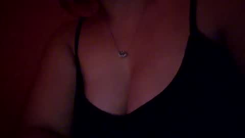 Snapshot of sweety_mia_max chatting on June 15, 2026, 4:25 am mia and max online show from June 15, 2026, 4:25 am