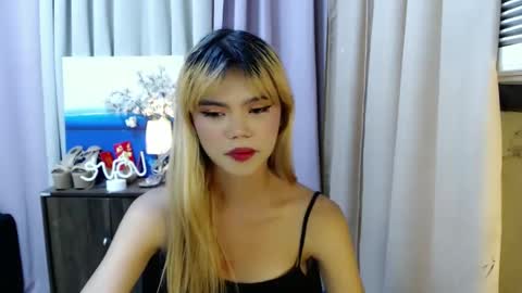 Snapshot of sweetytrannygirlxx chatting on December 3, 2024, 4:47 am Megan online show from December 3, 2024, 4:47 am