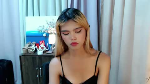 Snapshot of sweetytrannygirlxx chatting on December 3, 2024, 7:54 am Megan online show from December 3, 2024, 7:54 am
