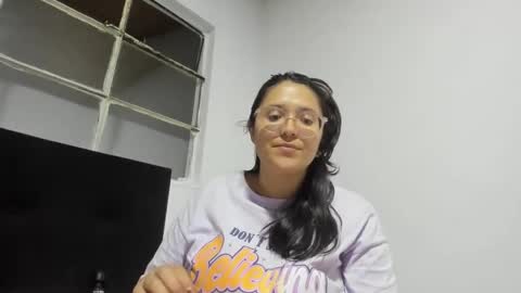 Snapshot of sweetyypeach chatting on January 12, 2025, 3:28 am sweetyypeach online show from January 12, 2025, 3:28 am