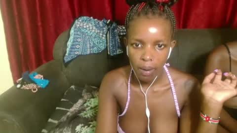 Snapshot of sweetz_candice chatting on March 9, 2025, 6:54 pm sweetz_candice online show from March 9, 2025, 6:54 pm