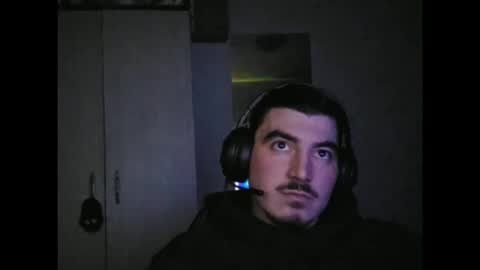 Snapshot of swepy88 chatting on October 5, 2025, 5:00 pm Swepy online show from October 5, 2025, 5:00 pm