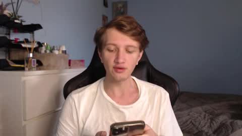 Cat online show from February 8, 2026, 8:51 am